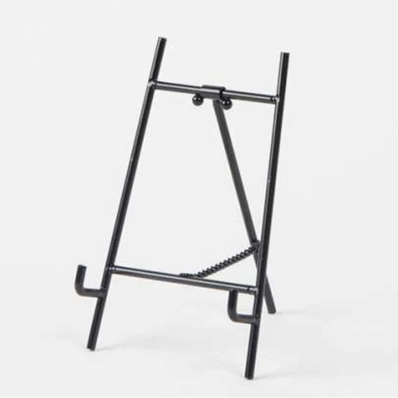 Black Metal Easel 5.25” - Picture 1 of 2